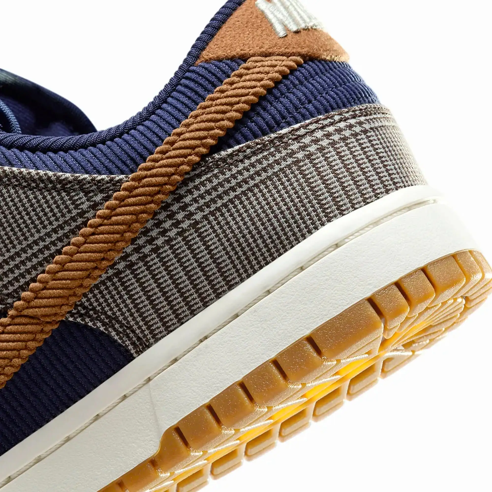 DUNK LOW PREMIUM 'MIDNIGHT NAVY/ALE BROWN-PALE IVORY'