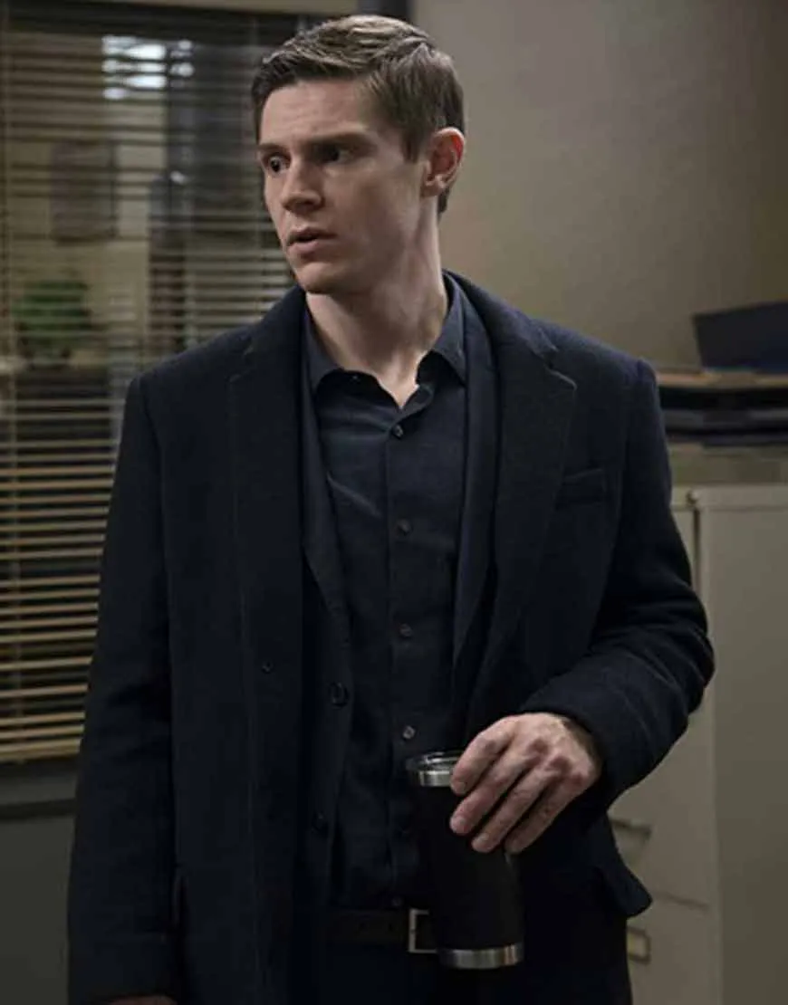 Mare Of Easttown 2021 Evan Peters Coat | Detective Colin Zabel Coat