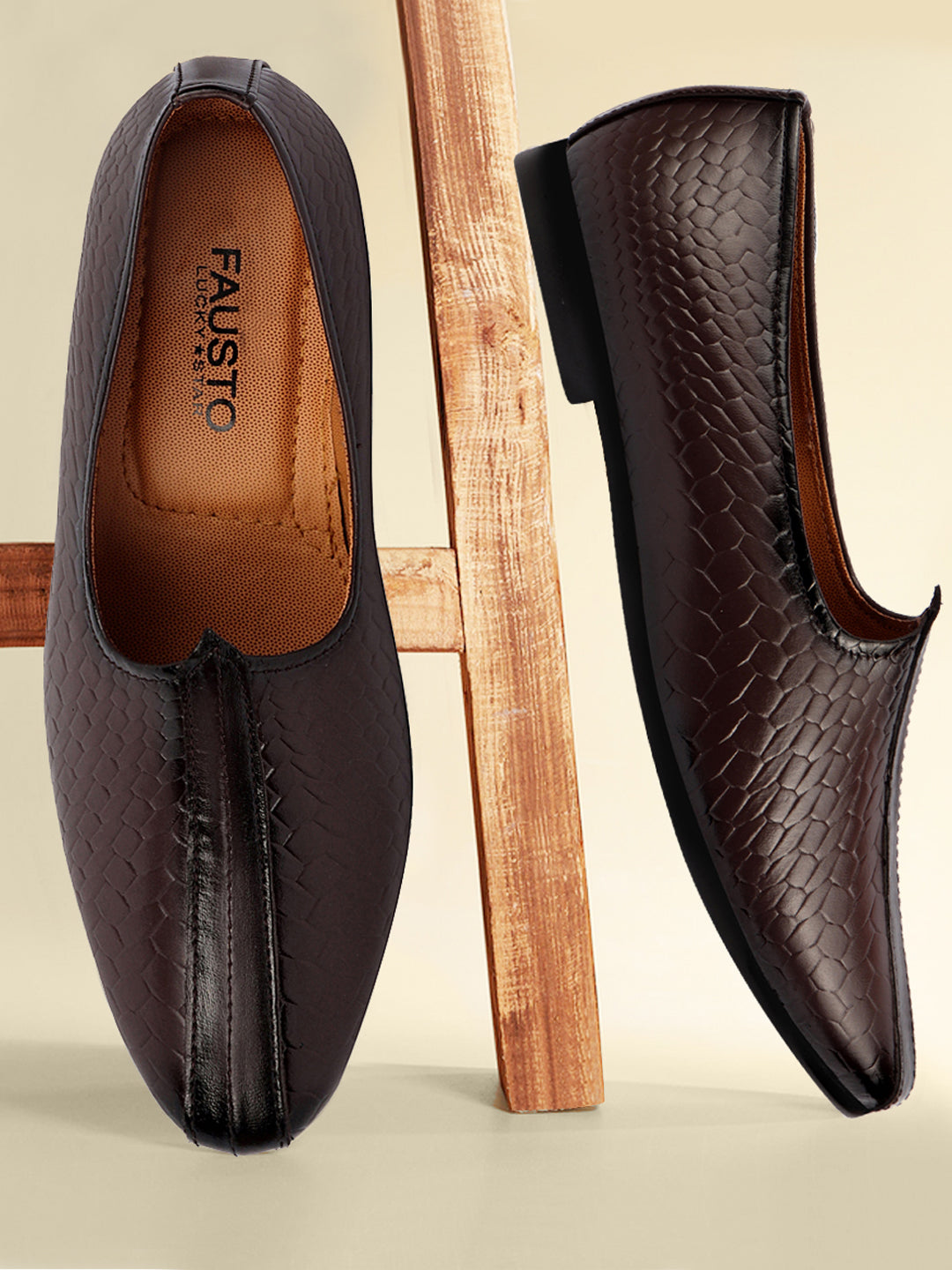 Men Brown Ethnic Slip-On Juttis