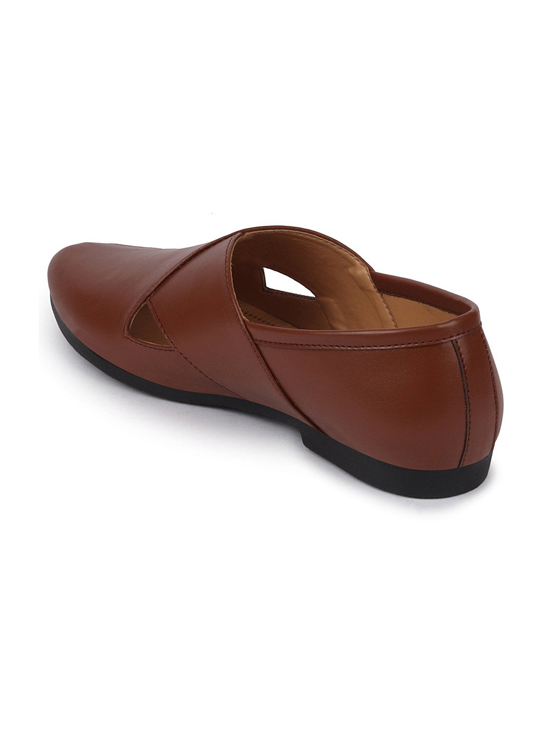 Men Ethnic Tan Criss Cross Slip On Juttis and Mojaris