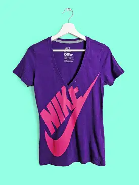 NIKE V-neck T-shirt Purple-  size M slim fit