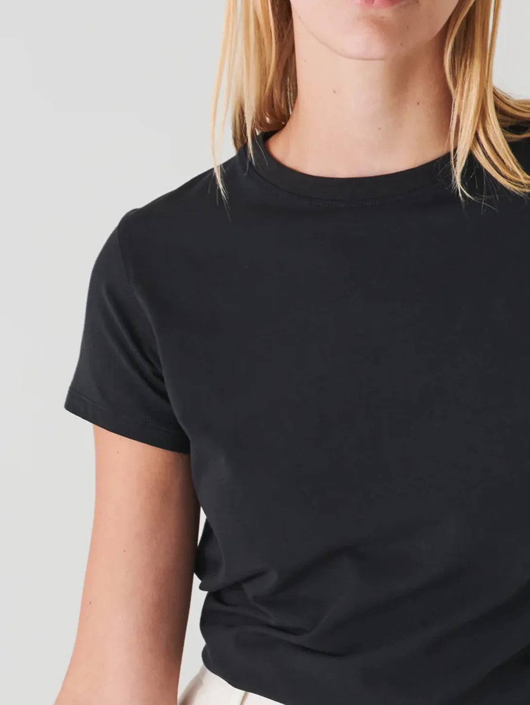 Short Sleeve Crew Slim Tee - Black