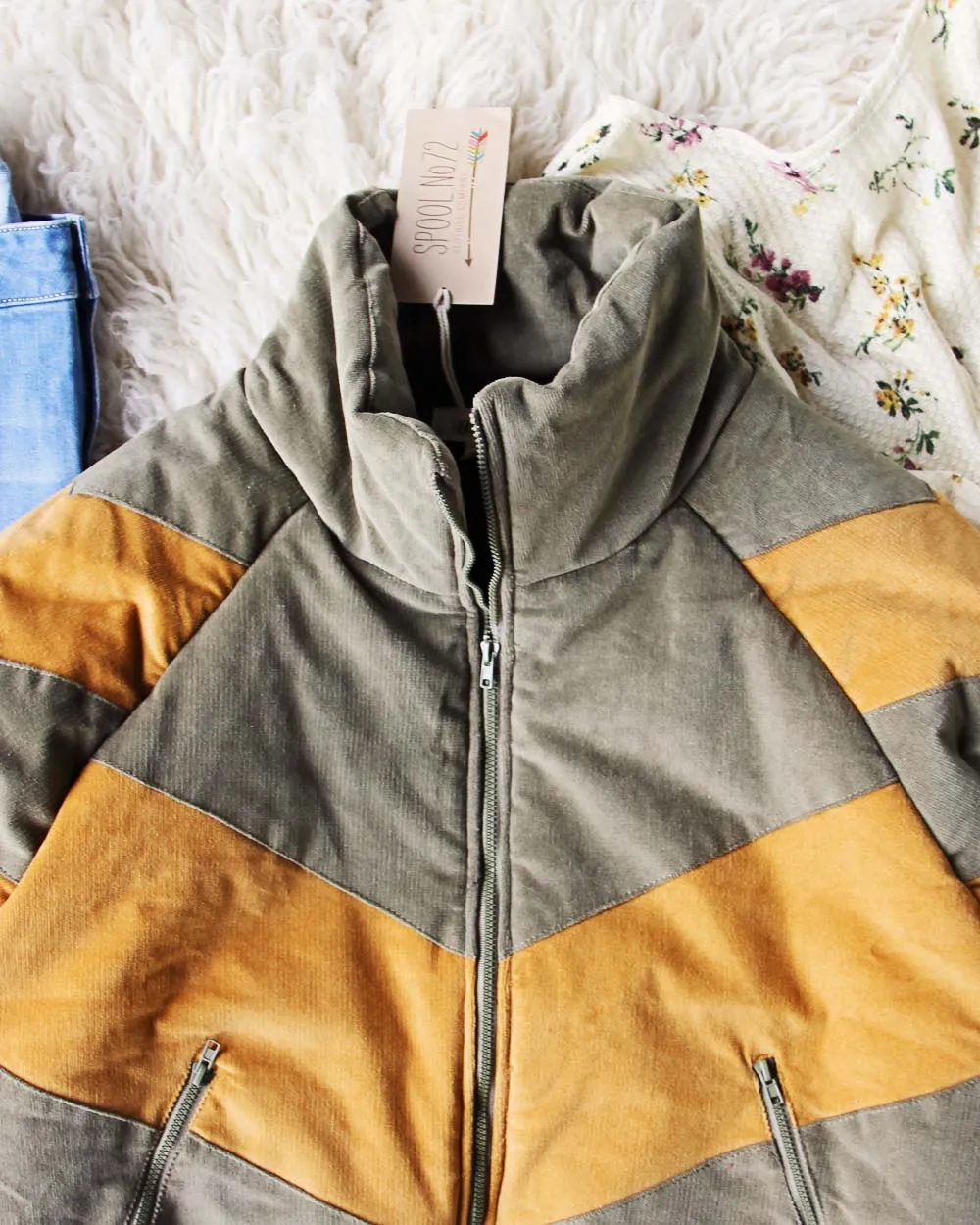 The 70's Ski Coat in Olive