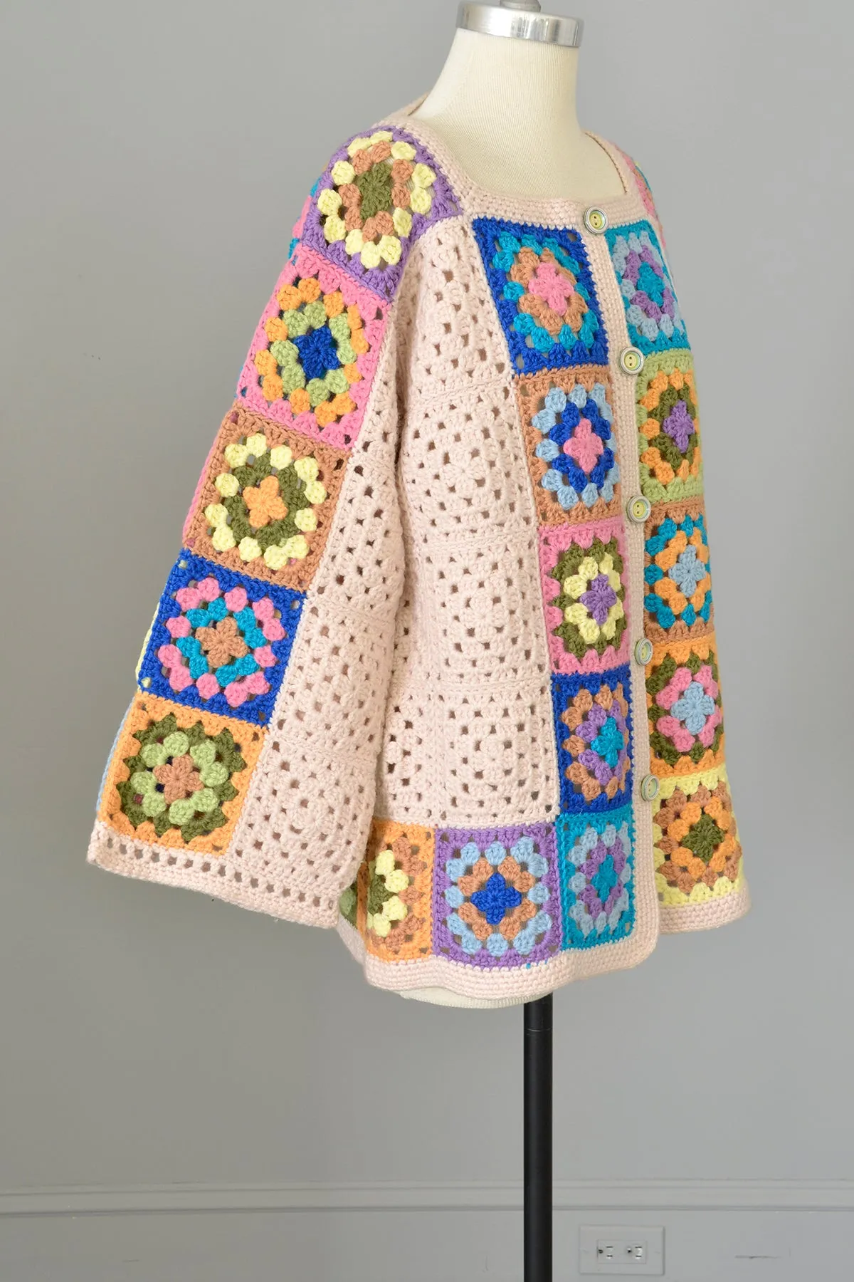 Vintage Hand Knit Crochet Patchwork Granny Squares Cardigan Sweater